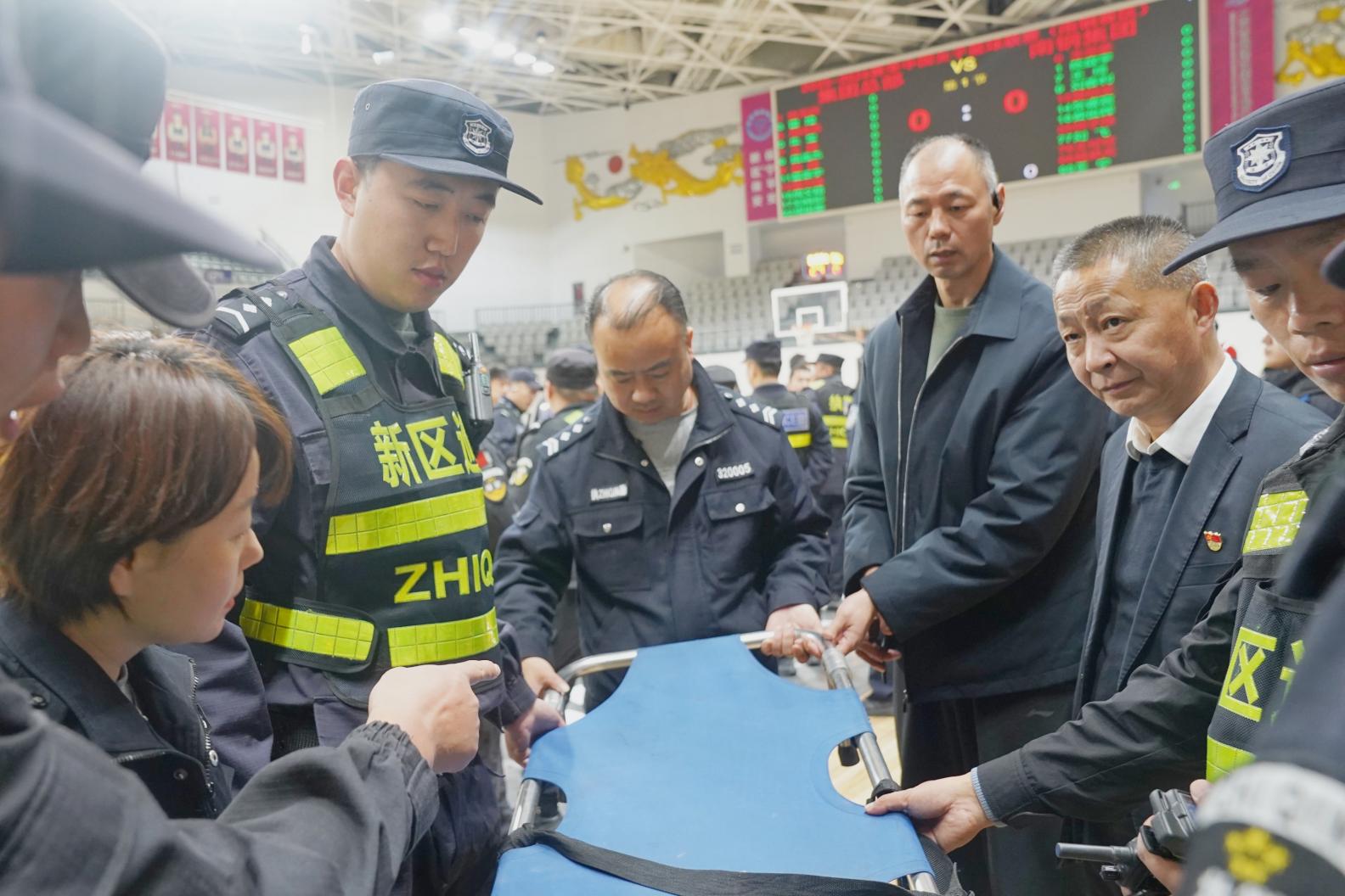 E:/25.12.10后 上傳網(wǎng)站留存/“保安衛(wèi)士”護(hù)航，熱血燃賽場(chǎng)！——南京市保安服務(wù)有限公司大廠分公司保障WCBA女籃聯(lián)賽激情開(kāi)燃/照片/微信圖片_20251210133623_254_1.jpg微信圖片_20251210133623_254_1